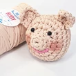 Kép 1/2 - Szerencsehozó malac maxigurumi figura RUBY fonalból horgolva - ingyenes videó