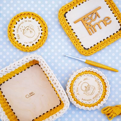 Négyzet 15 cm-es horgolható natúr faalap - Bármitartó.hu