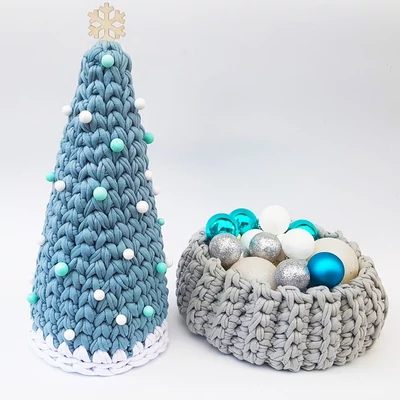 Díszíthető, kúp alakú fenyőfa Light pólófonalból horgolva - ingyenes videó
